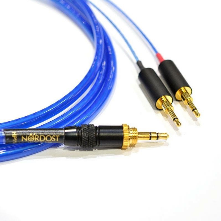 This striking photo of our Blue Heaven Headphone Cable is courtesy of DMA-audio