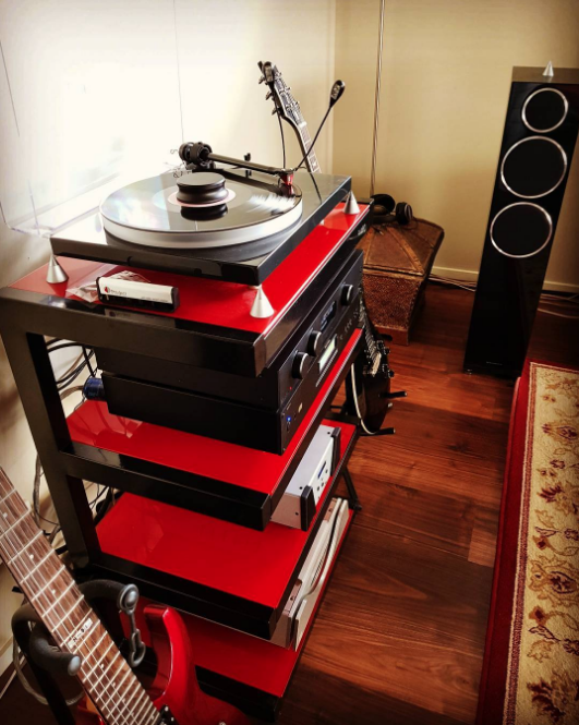 "Dan, you were right! Vinyl sounds amazing through the Audiolab 8300A! #vinyl #red #nowspinning #duranduran #projectturntable #audiolab #rotel #wyred4sound #jungson #wharfedale #nordost #mogamicables #espguitars #ortofon2mred #audiophile" - @evotrance