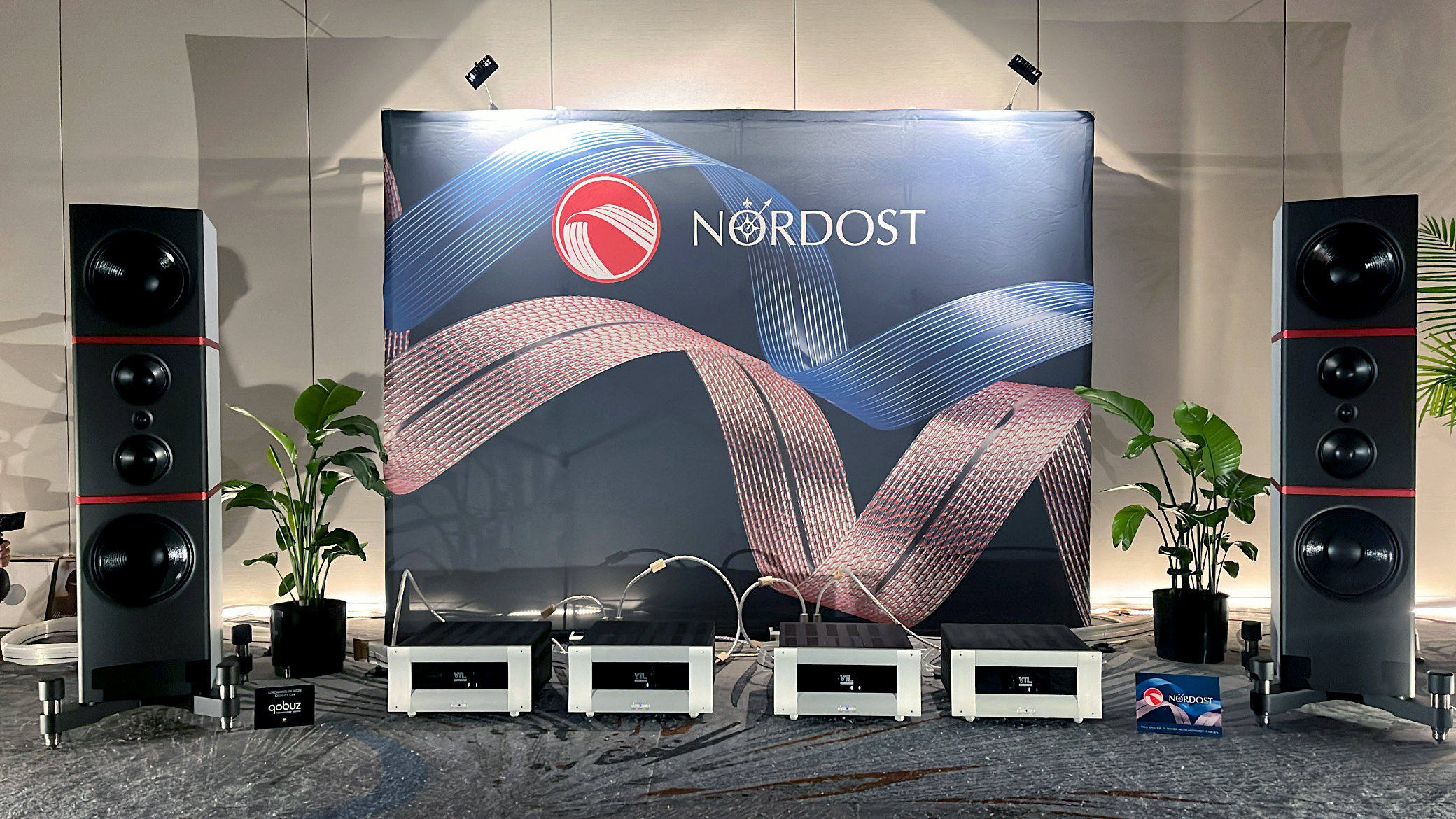 3BF69478-8D97-483F-BBE8-